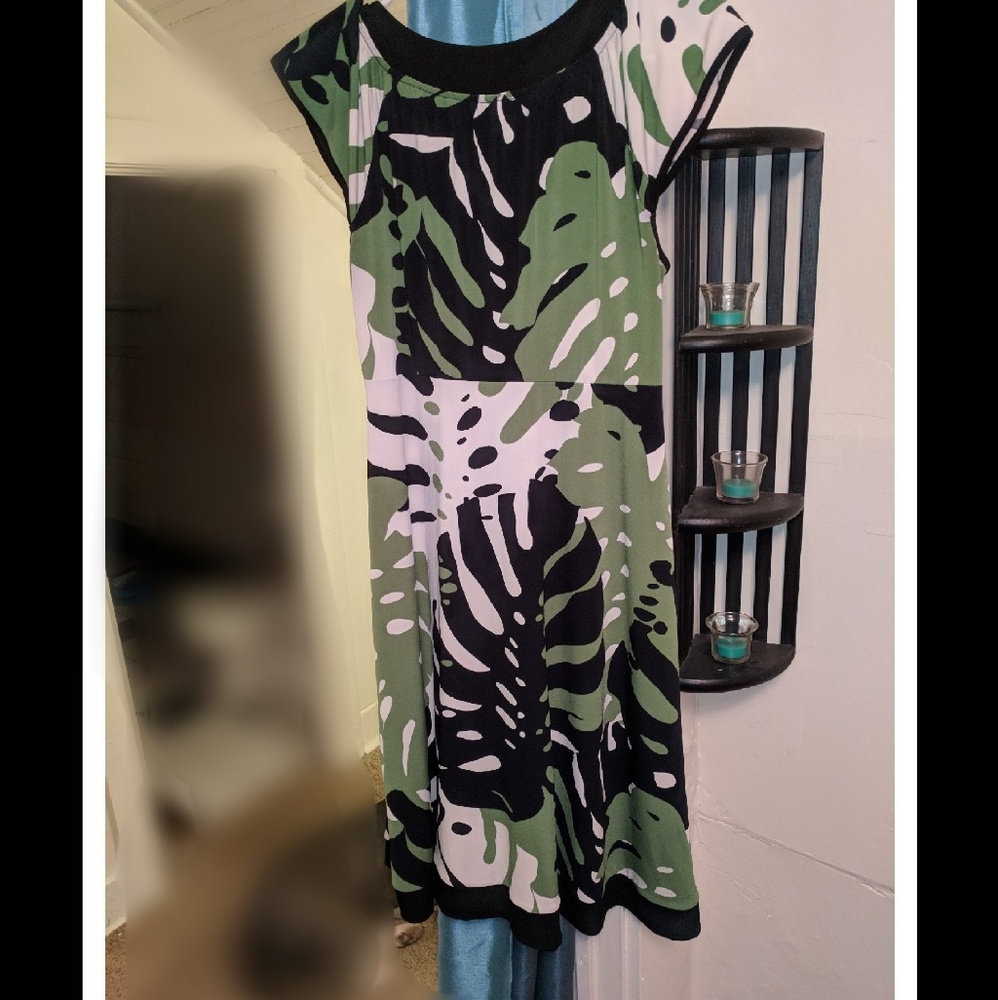 Apt 9 Women's Dress Size Small - Picture 7 of 7